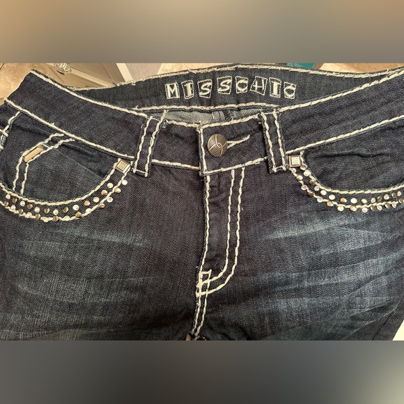 Miss Chic Designer Jeans - Picture 5 of 10
